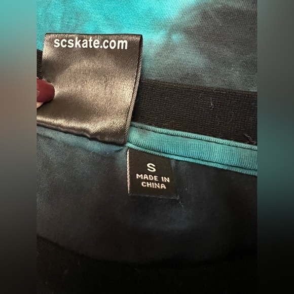 Santa Cruz Tie-Dye Long Sleeve Shirt Small - Picture 7 of 9